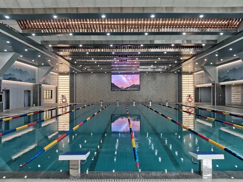 貴州醫(yī)科大學(xué)室內(nèi)游泳池 貴州醫(yī)科大學(xué)室內(nèi)游泳池