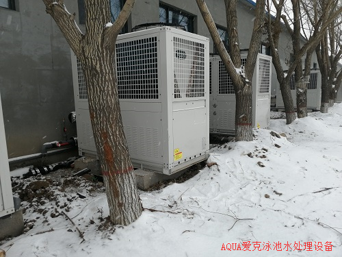 博興縣福溪花園游泳館采用了愛克空氣源熱泵在雪中依然運行穩定 博興縣福溪花園游泳館采用了愛克空氣源熱泵在雪中依然運行穩定